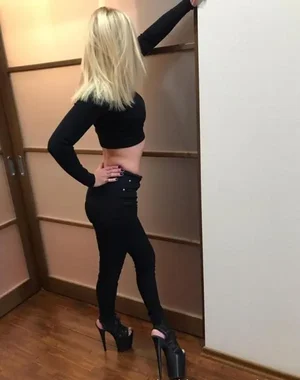 Sandi